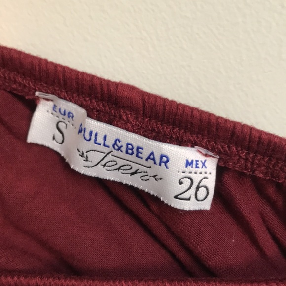 Pull&Bear off shoulder cropped Tee - Picture 2 of 2